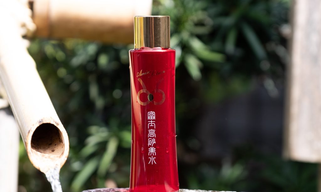 静岡発のご当地コスメ 富士山の恵たっぷりの 美 と 幸せ を結ぶ化粧品 静岡県信用金庫協会 しずおか ぷらっと散歩 静岡県のグルメ 観光スポット 笑顔で頑張るヒト 出来事など紹介する地域応援webマガジン